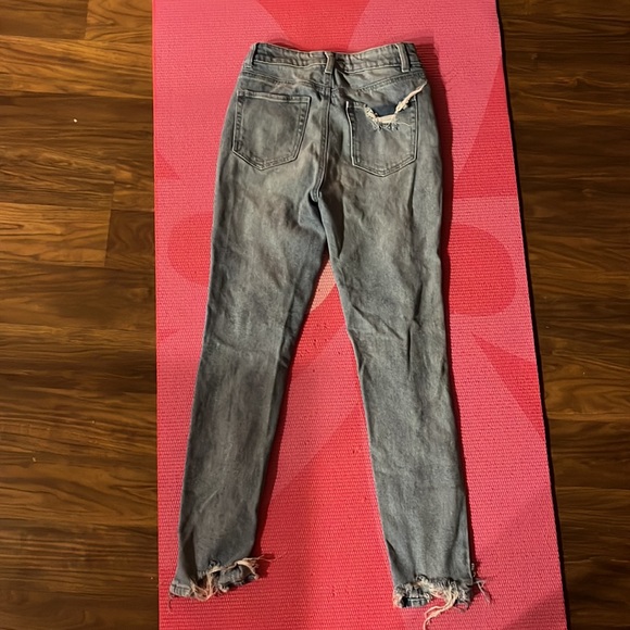 Size one Tinseltown jeans - Picture 2 of 3